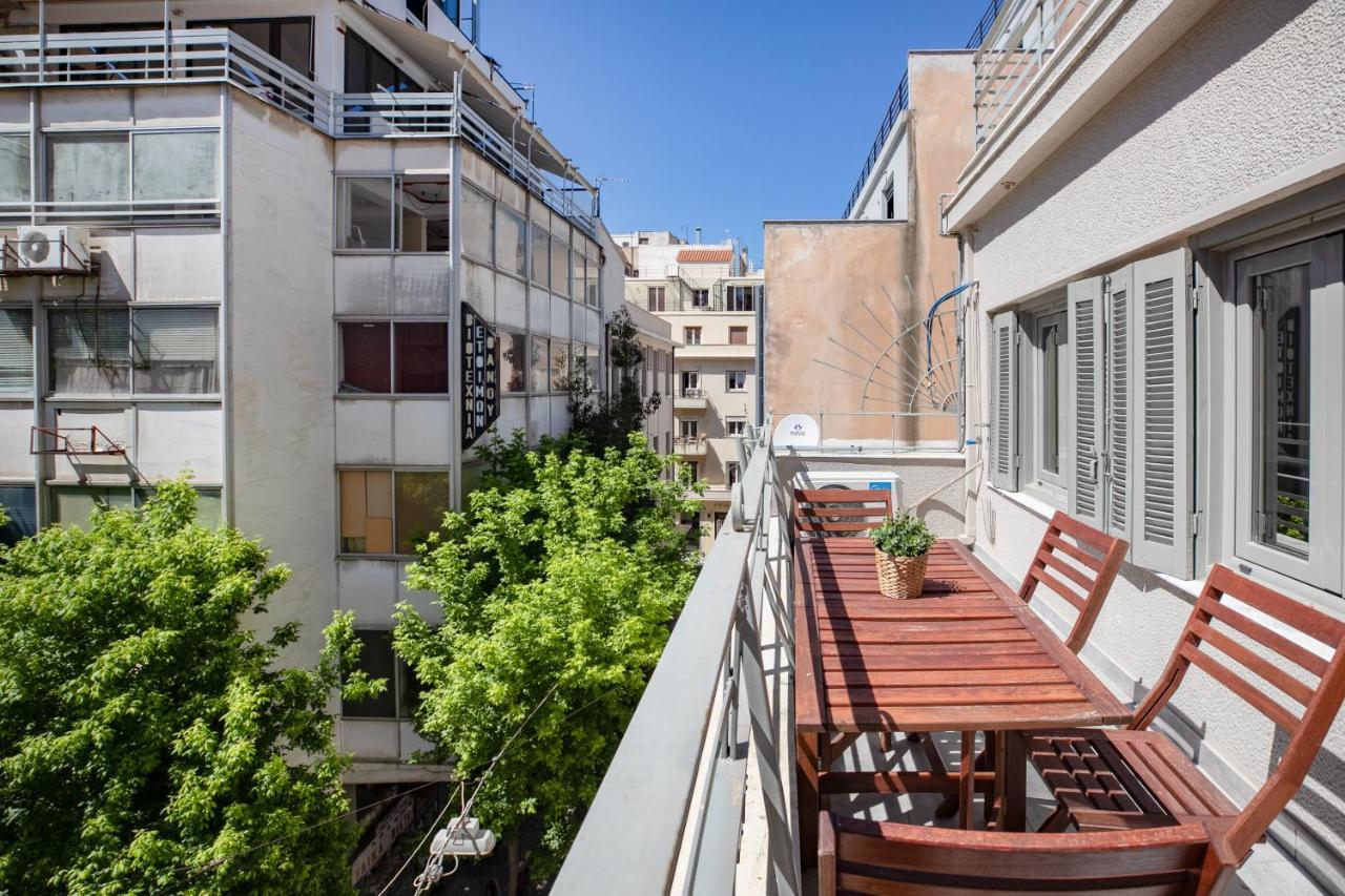 Supreme C2 In Syntagma Athènes